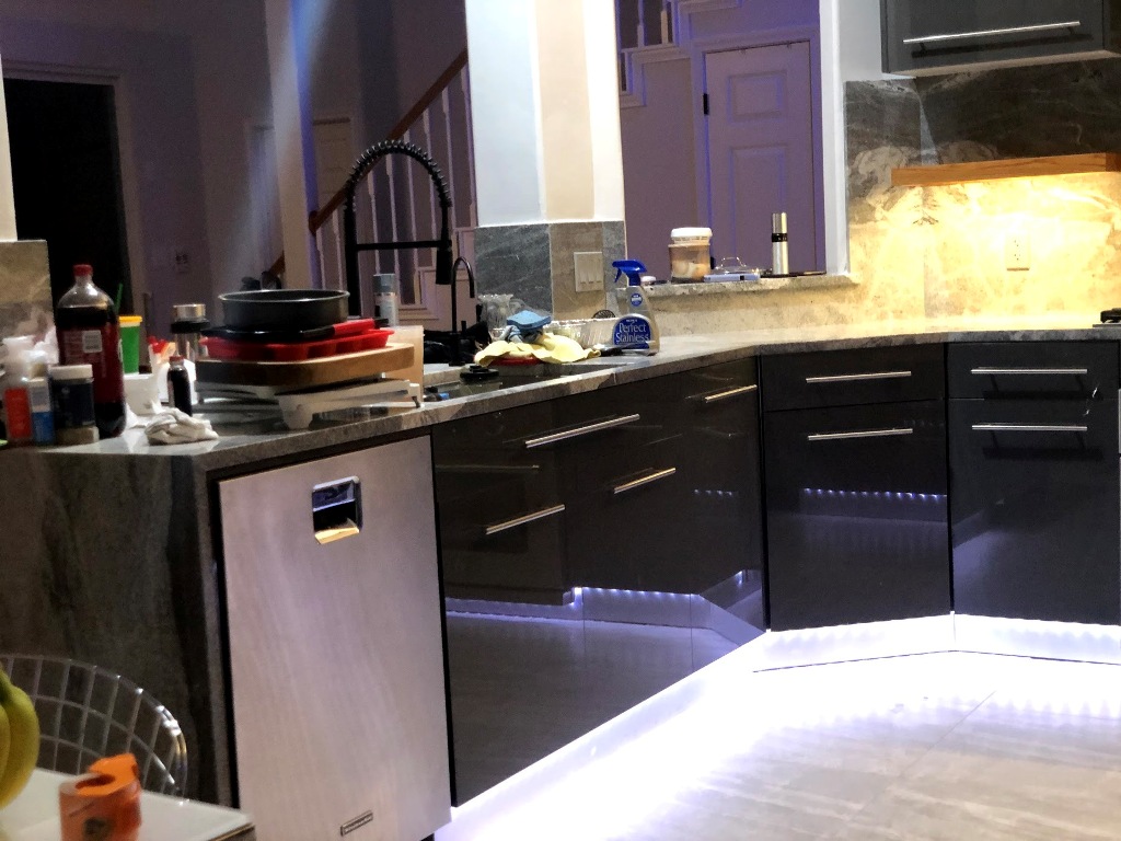 KITCHEN REMODELING