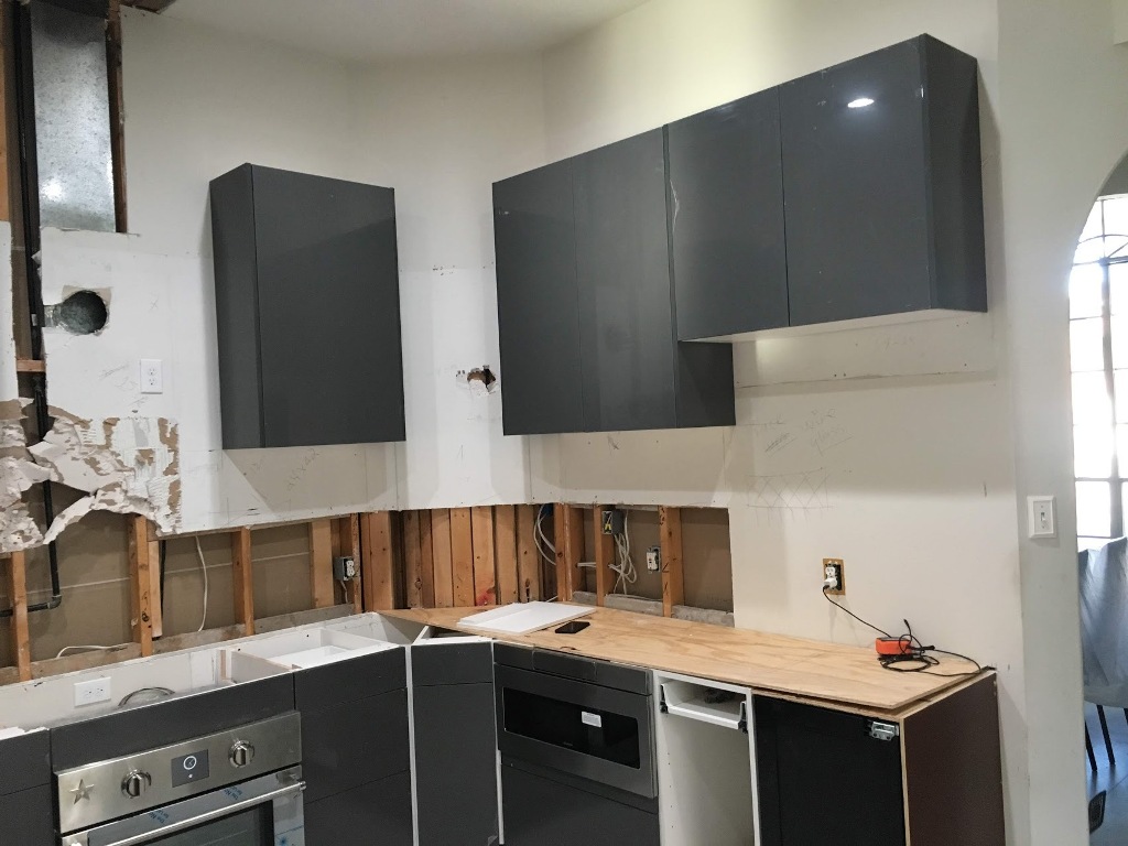 KITCHEN REMODELING