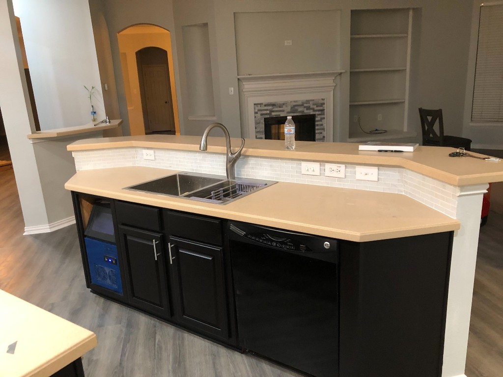 KITCHEN REMODELING